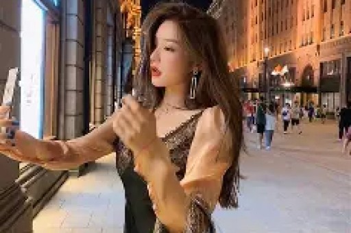 深夜尬剧｜一个明星的人设崩塌